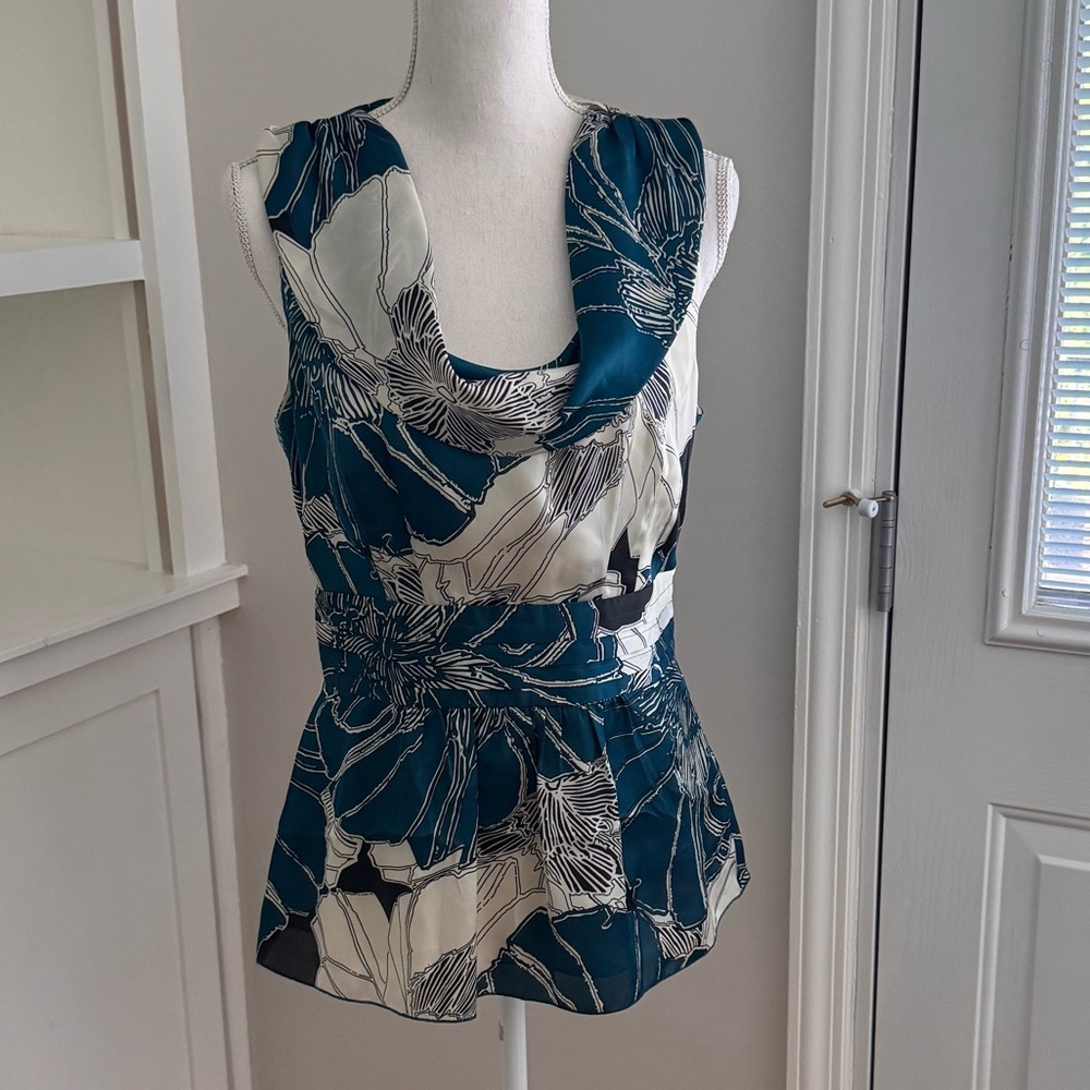 Banana Republic Elegant Teal and White Women's Top